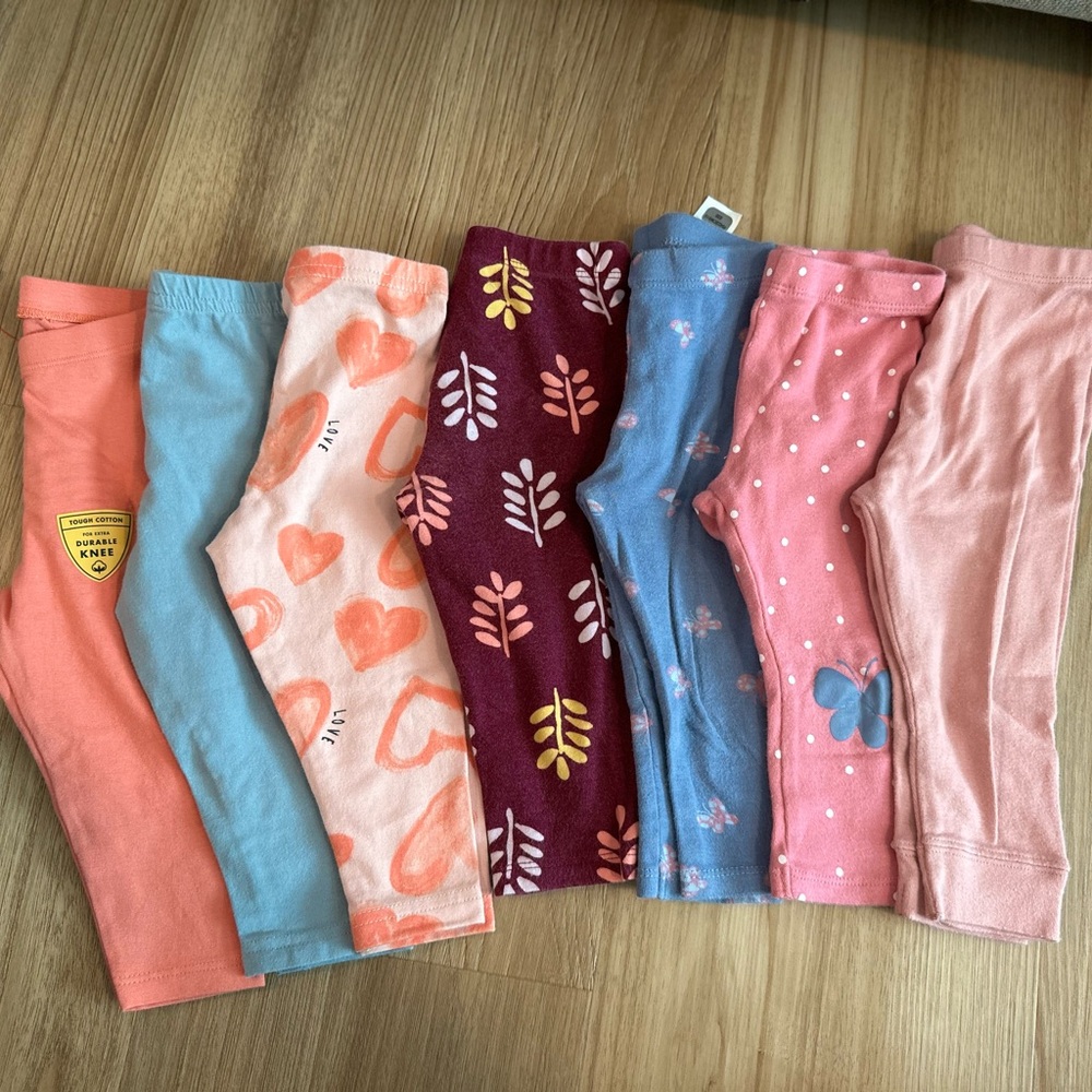 Set of Baby leggings size 12m